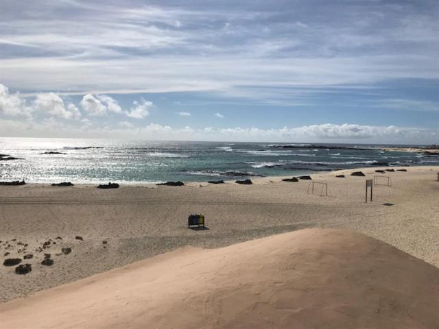 Apartamento La Concha Seaview Direct At The Beach & Sea Cotillo エクステリア 写真